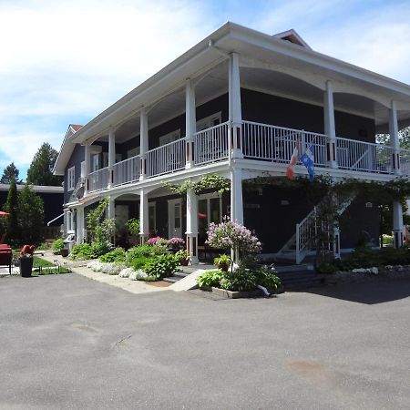Hotel Saint-Donat Exteriör bild